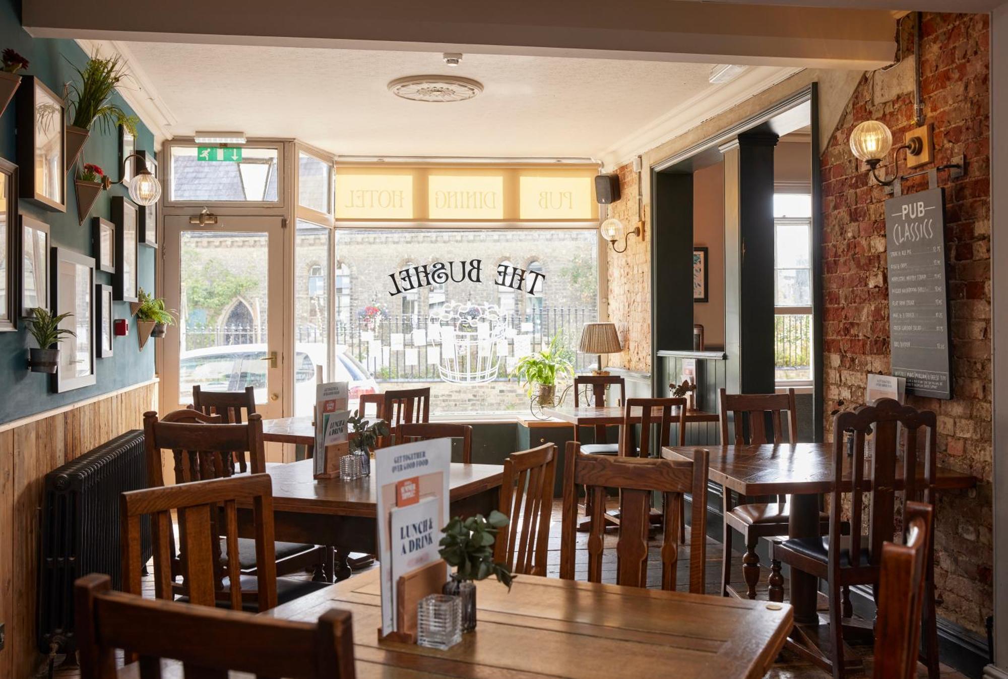 The Bushel By Greene King Inns Bury St. Edmunds エクステリア 写真